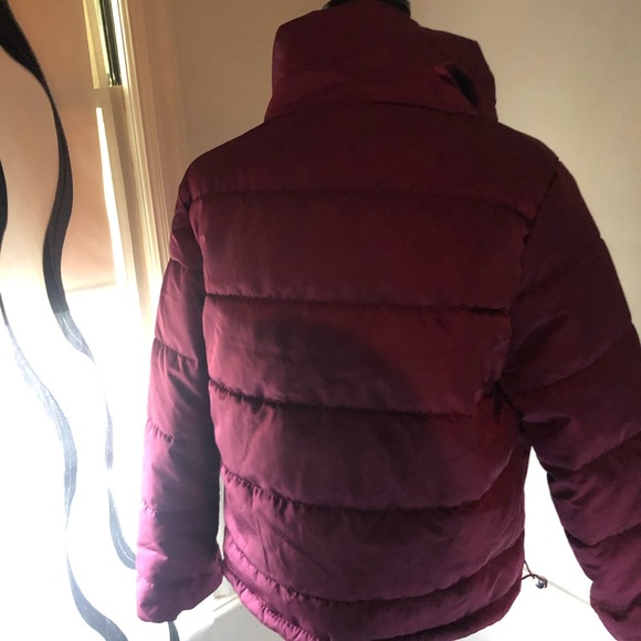 Gorgeous Burgundy Puffer Jacket - Picture 6 of 8